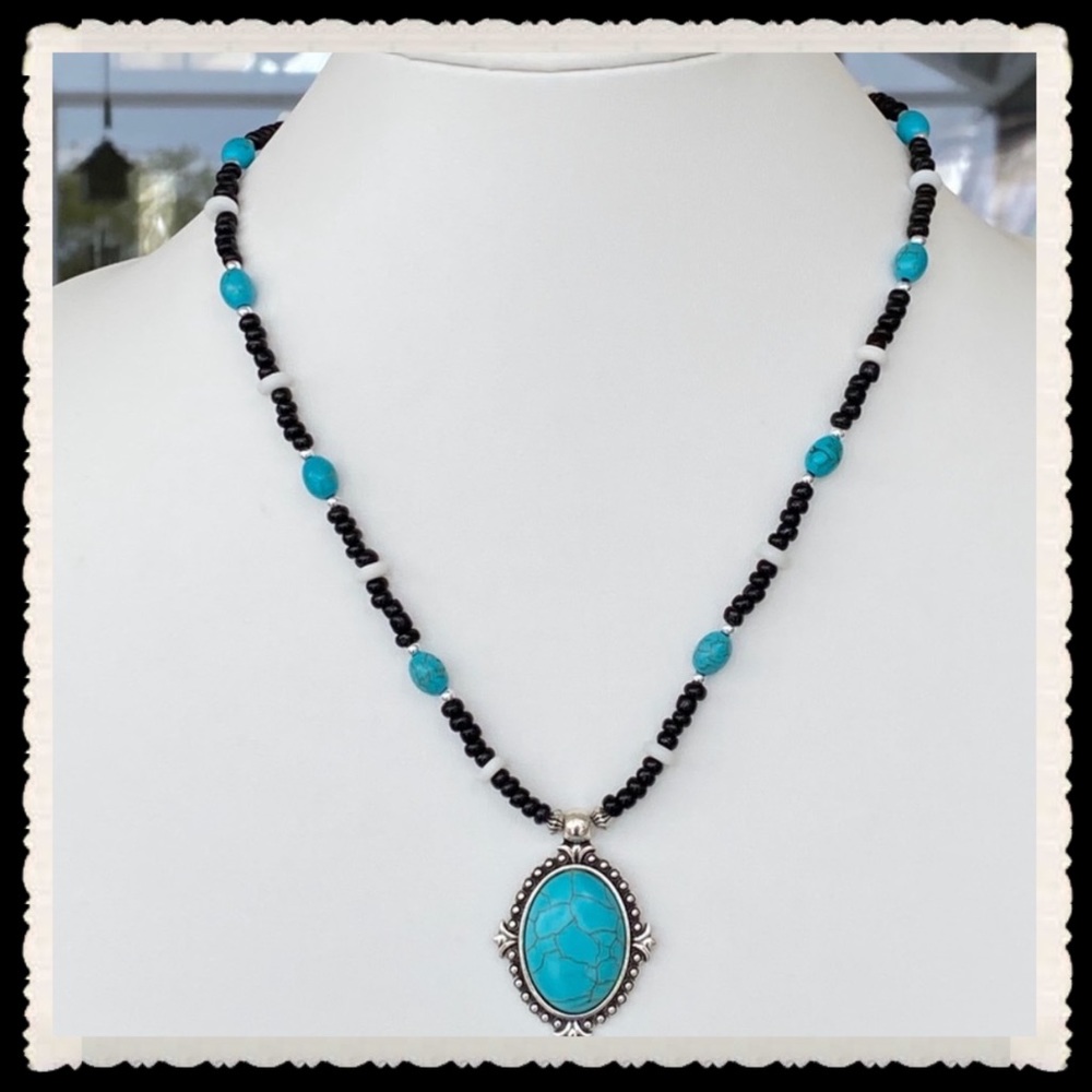 🌺🌴🌺 TURQUOISE ETHNIC NECKLACE 🌺🌴🌺 - Picture 3 of 3